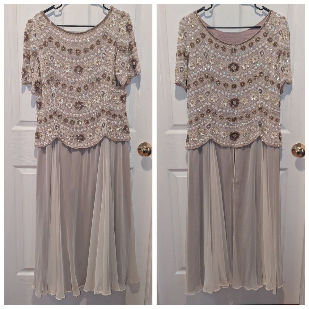 Vintage George F. Couture Size 14 Cream Silk Blend MOB Glass Beaded Gown Dress